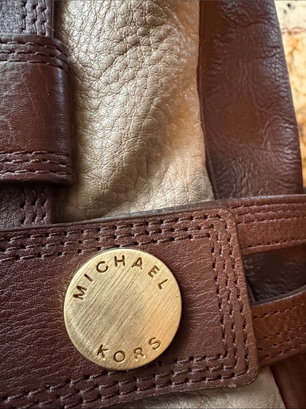 Leather Two-Tone Tan and Brown purse - Picture 7 of 8